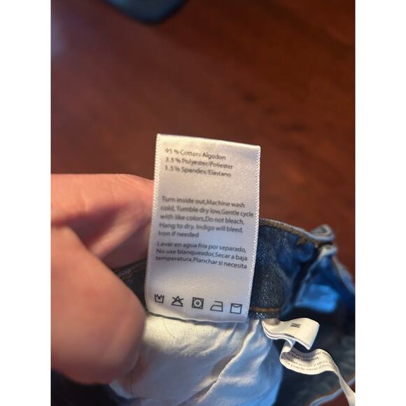 Risen Jeans Going Far High Rise Distressed Denim Shorts medium - Picture 4 of 4